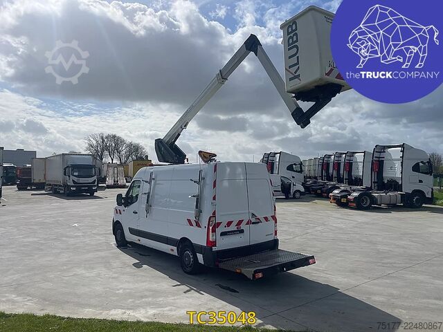 Thang máy Renault Master