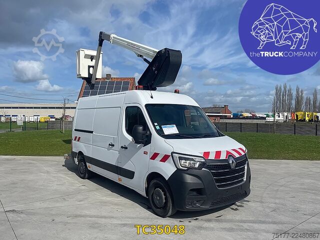 Thang máy Renault Master