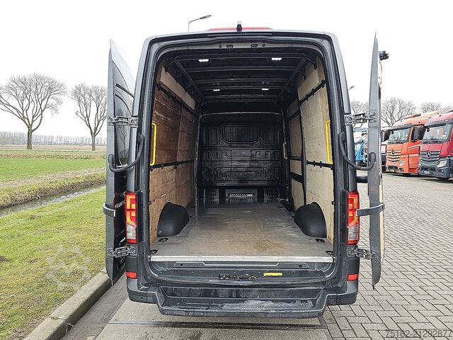 High-roof van VOLKSWAGEN CRAFTER 35 2.0 L3H3 4MOTION 4X4!!