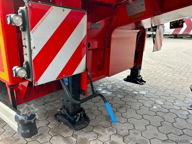 مقطورة نصف منخفضة KÄSSBOHRER tele Tieflader mit hydr. Schwanenhals