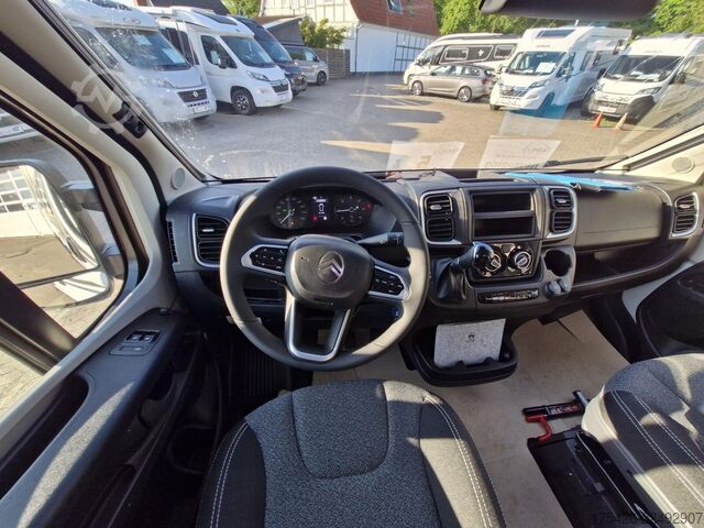 Autocaravana CARADO pro+ CV 640 *Pakete: Safety/Media/Pro+*
