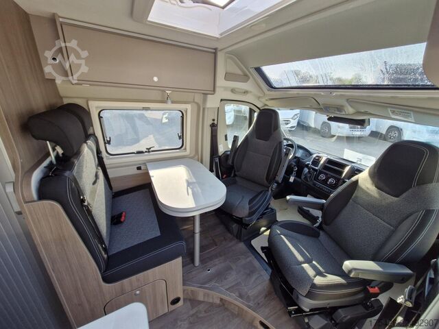Autocaravana CARADO pro+ CV 640 *Pakete: Safety/Media/Pro+*