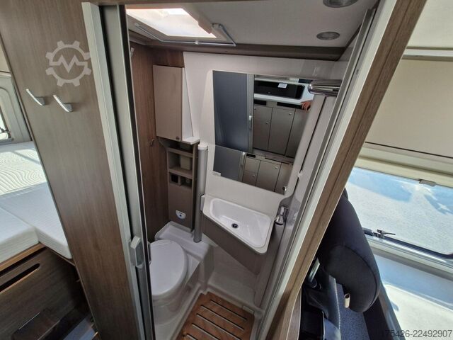 Autocaravana CARADO pro+ CV 640 *Pakete: Safety/Media/Pro+*
