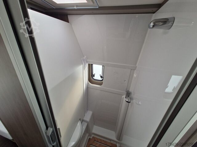 Autocaravana CARADO pro+ CV 640 *Pakete: Safety/Media/Pro+*