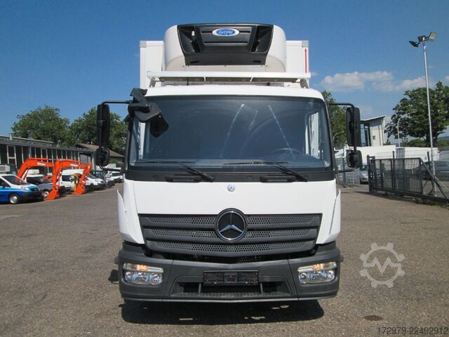Ledusskapja kravas automašīna MERCEDES-BENZ Atego 1021*2xCarrier Kühlkoffer 5.72m*LBW*