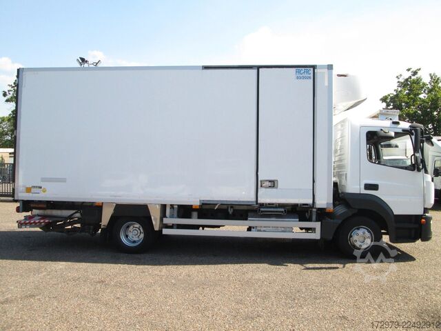 Ledusskapja kravas automašīna MERCEDES-BENZ Atego 1021*2xCarrier Kühlkoffer 5.72m*LBW*