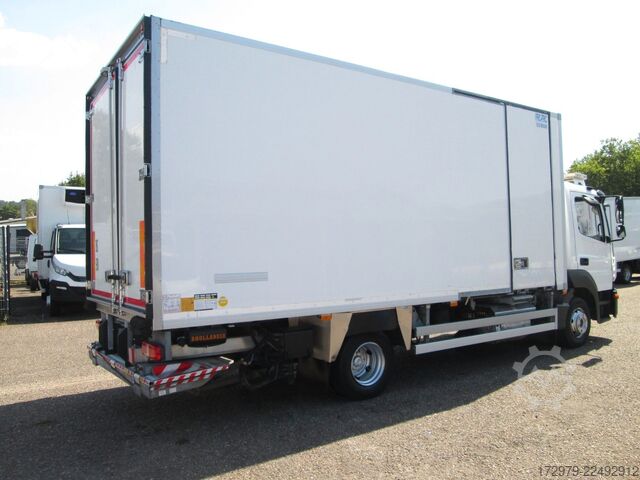 Ledusskapja kravas automašīna MERCEDES-BENZ Atego 1021*2xCarrier Kühlkoffer 5.72m*LBW*