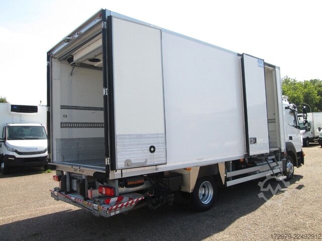 Ledusskapja kravas automašīna MERCEDES-BENZ Atego 1021*2xCarrier Kühlkoffer 5.72m*LBW*