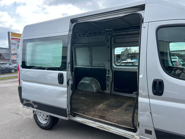 উচ্চ ছাদের ভ্যান Citroën Jumper 35 L2H2*1.Hand*Kamera*2*Schiebetür*AHK*