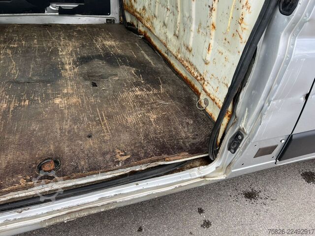 উচ্চ ছাদের ভ্যান Citroën Jumper 35 L2H2*1.Hand*Kamera*2*Schiebetür*AHK*