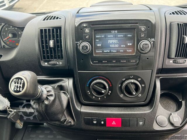 উচ্চ ছাদের ভ্যান Citroën Jumper 35 L2H2*1.Hand*Kamera*2*Schiebetür*AHK*