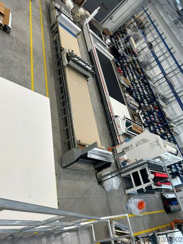 Stroj za rezanje tkanine gerber gtxl