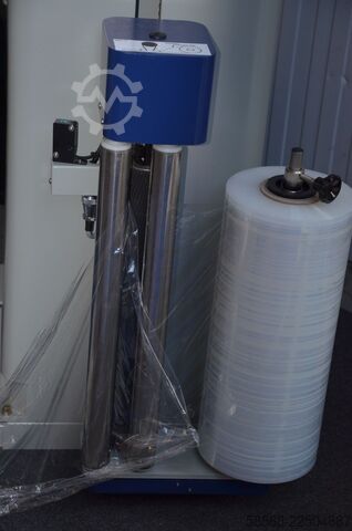 半自动托盘包装机 KVK 1A mit Ausschnitt für Hubwagen- elektromagnetischer Bremse