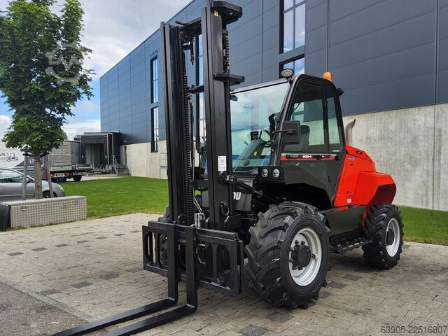 All-terrain forklift Manitou M 30-4