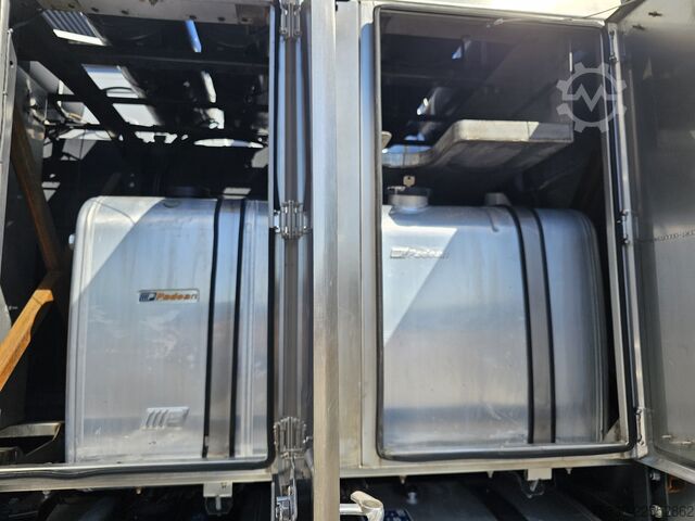 Scania S770 8x4/4 / 180 000 кг / хидравлика Scania S770 8x4/4 / 180.000 KG / HYDRAULIC