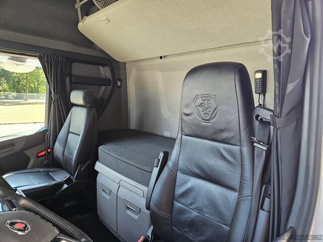 Scania S770 8x4/4 / 180.000 KG / HIDRÁULICO Scania S770 8x4/4 / 180.000 KG / HYDRAULIC