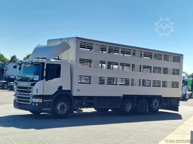 Transport de bétail Scania P400 8x4*4 - 2/3 deck livestock Guiton 29.78M2 ...