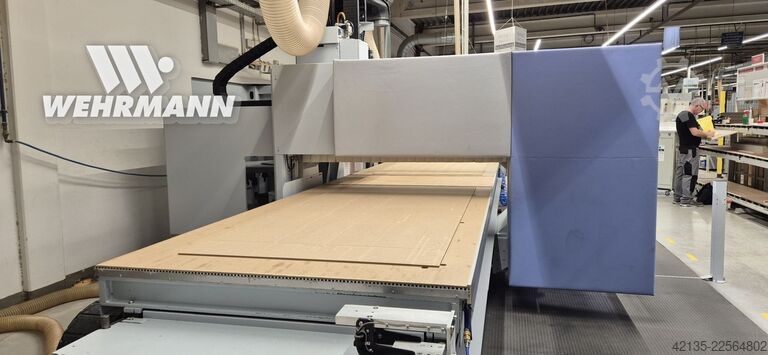 CNC pesastustöötlusmasin HOMAG BMG 511/60/12/R (2015) HOMAG BMG 511/60/12/R