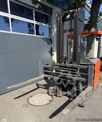 Truk jangkau Toyota Toyota RRE140H (Positioner)
