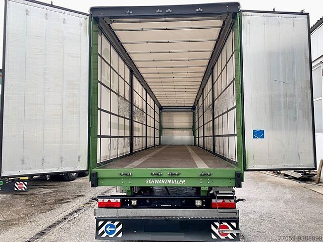 Gjysem rimorkio me shtrat te sheshte & gomuar Schwarzmüller NEUWERTIG/ ULTRALIGHT 5.480kg/ HUBDACH !