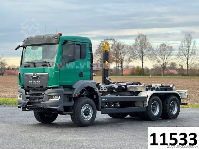 Camión portacontenedores de gancho MAN TGS 33.480 6x6 BL HYVA 26-55-S AK *NEU*