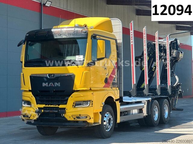 Autocarro forestale MAN TGX 33.580 6x4 BL PAVIC Holz & TAJFUN 130ZK