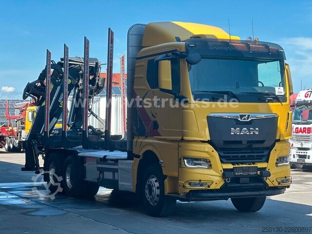 Autocarro forestale MAN TGX 33.580 6x4 BL PAVIC Holz & TAJFUN 130ZK