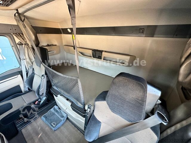 Autocarro forestale MAN TGX 33.580 6x4 BL PAVIC Holz & TAJFUN 130ZK
