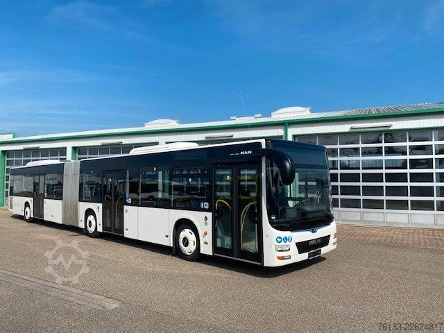 Gelenkbus MAN A 23 LIONS CITY G  KLIMAANLAGE  Innenmonitore