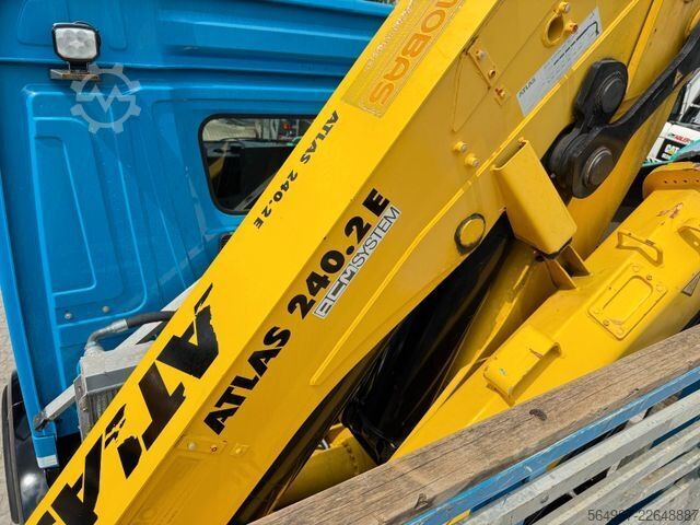 Platvormveok MERCEDES-BENZ 2751 Arocs Pritsche + Kran Retarder Motorschaden