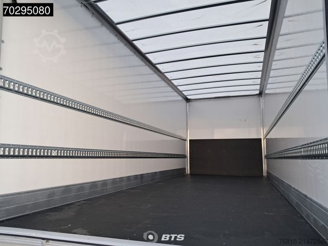 Camión caja DAF XB 230 4X2 FA DC 12t - Paccar Body Koffer