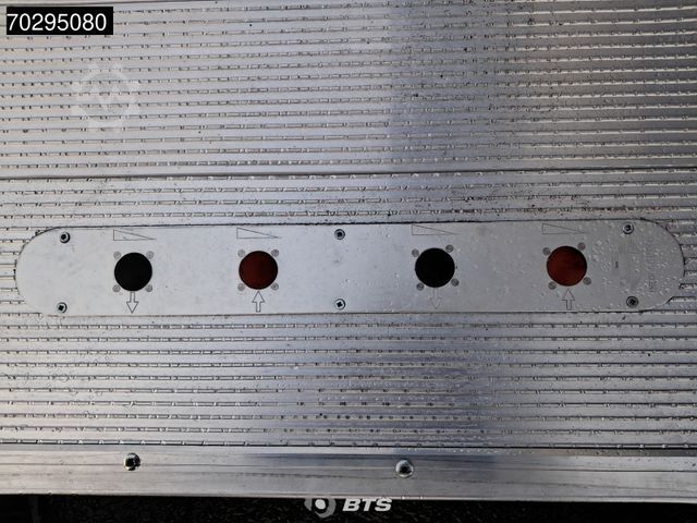 Camión caja DAF XB 230 4X2 FA DC 12t - Paccar Body Koffer