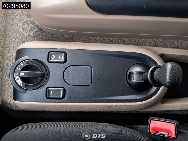 Camión caja DAF XB 230 4X2 FA DC 12t - Paccar Body Koffer