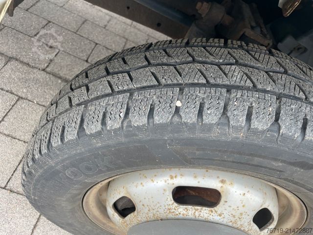 Furgão pick-up IVECO Daily 40C12 DoKa Pritsche