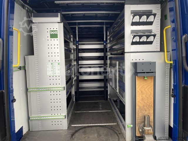 Xe van thùng kín VOLKSWAGEN Crafter 35 Automatik *Werkstatt* LED+KAMERA+NAVI