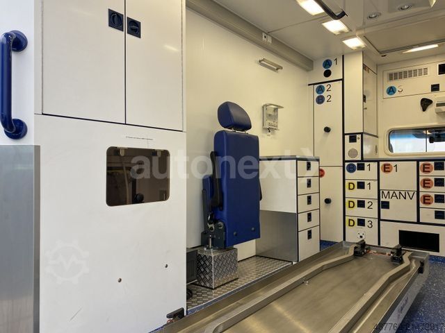 Xe cứu hỏa MERCEDES-BENZ Sprinter 518 V6 CDI RTW *TOP ZUSTAND*