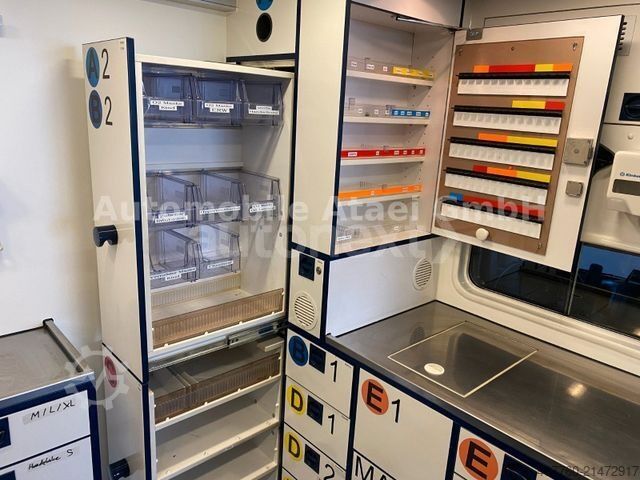 Xe cứu hỏa MERCEDES-BENZ Sprinter 518 V6 CDI RTW *TOP ZUSTAND*