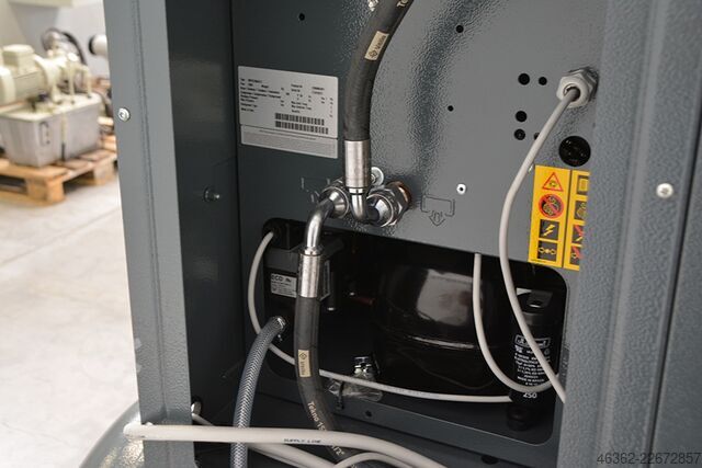 スクリューコンプレッサー Atlas Copco G7FF