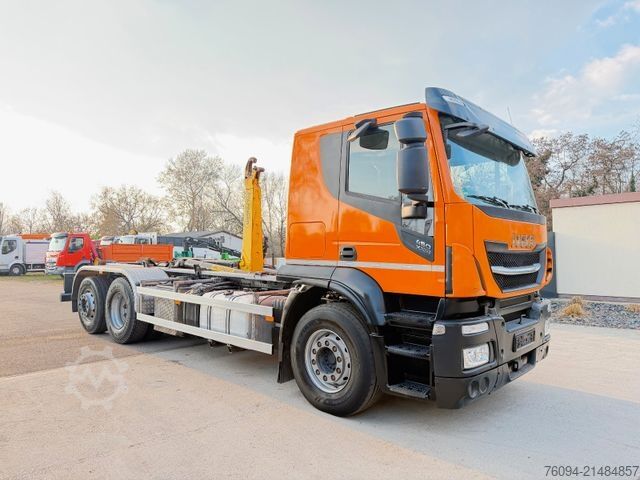Camión portacontenedores de gancho IVECO Stralis X-Way 460 6x2 Abrollkipper lift/lenk AHK