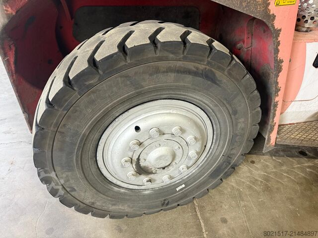 Carretilla elevadora Kalmar DCE 120-6