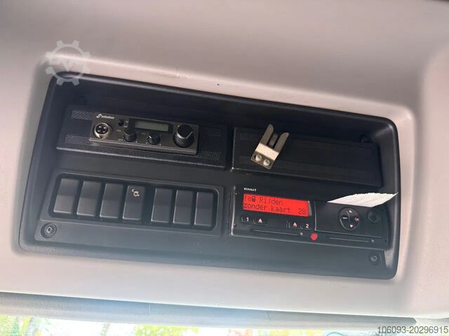 Standard-SZM Renault Premium 440