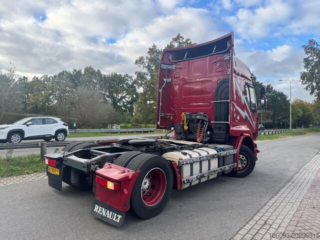 Standard-SZM Renault Premium 440