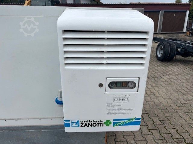 Trailer pendingin  TERZ 1-Achs Kühlanhänger+ZANOTTI+wie NEU+TOP