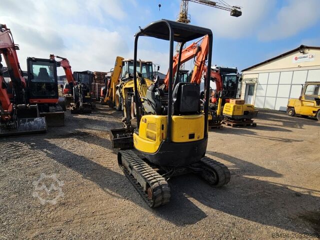 小型挖掘机 YANMAR VIO 17