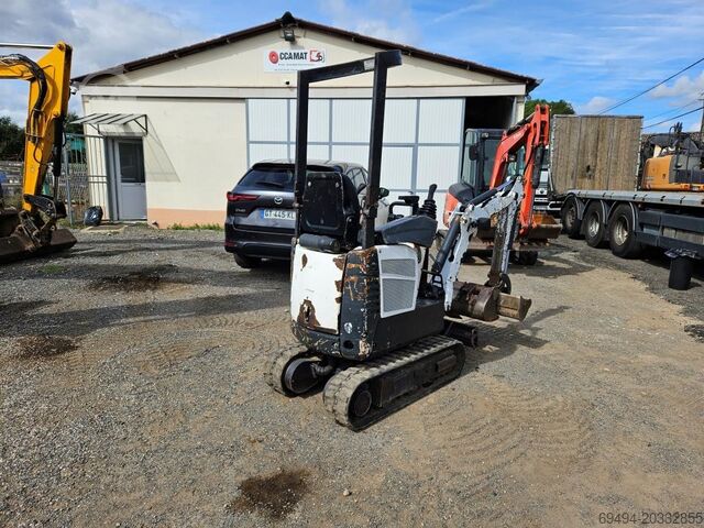 Mini-escavadora BOBCAT E C10