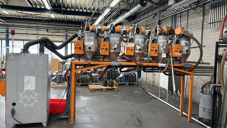 Uscător cu aer uscat cu aspiratoare de material Motan ADC 200/10/20