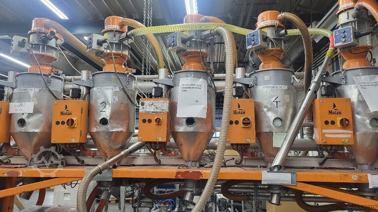 Uscător cu aer uscat cu aspiratoare de material Motan ADC 200/10/20