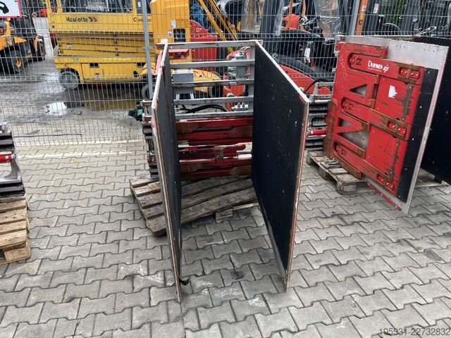 Kẹp thùng Durwen UKK 25-PSD-E