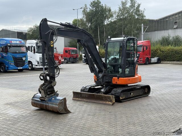 Paletli ekskavatör KOMATSU PC58MR-5E0 Tiltrotator OQ45-5 / 2.336 h