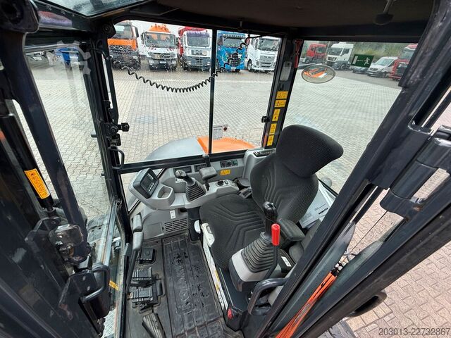Paletli ekskavatör KOMATSU PC58MR-5E0 Tiltrotator OQ45-5 / 2.336 h